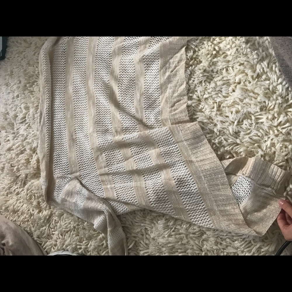 Cardigan - Picture 5 of 6